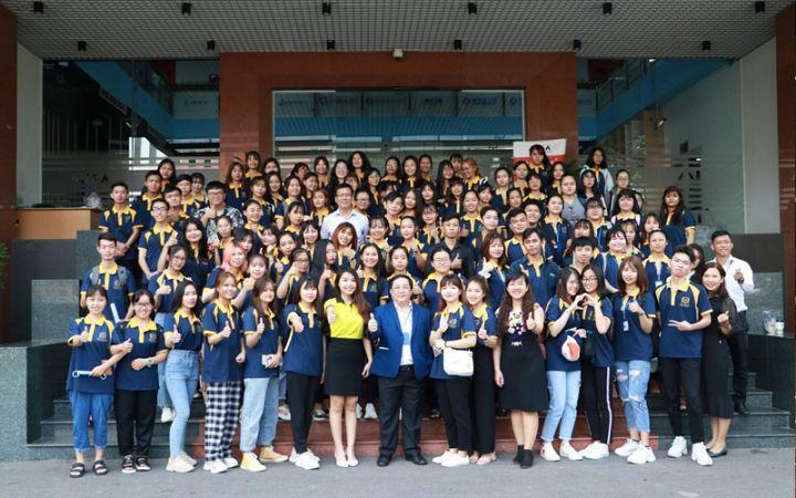 Học sinh Gia Định hào hứng tham gia hội thảo hướng nghiệp, lắng nghe chia sẻ từ chuyên gia