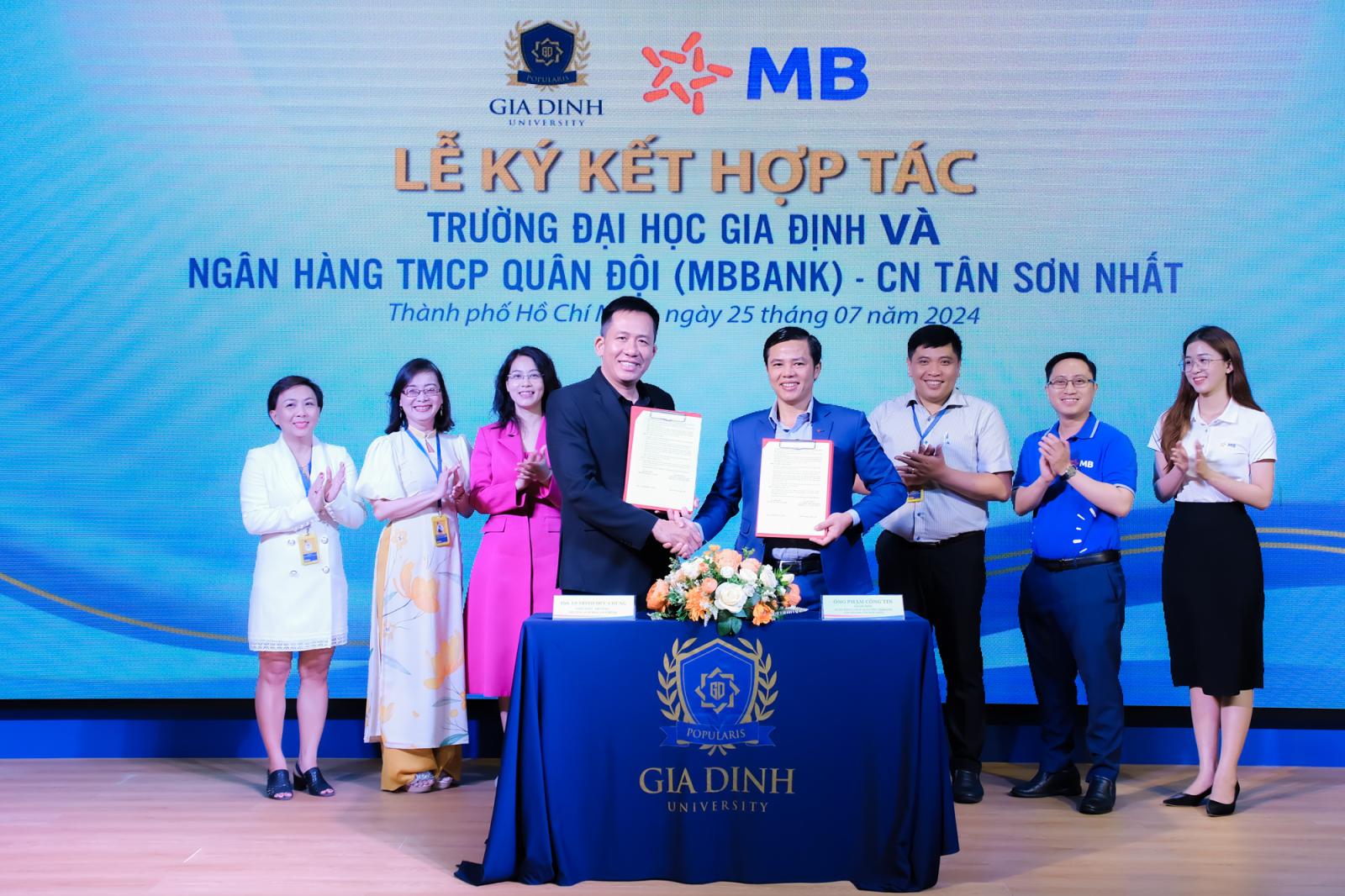 Mô hình hợp tác đào tạo giữa công ty hậu cần và trường học giúp sinh viên phát triển toàn diện