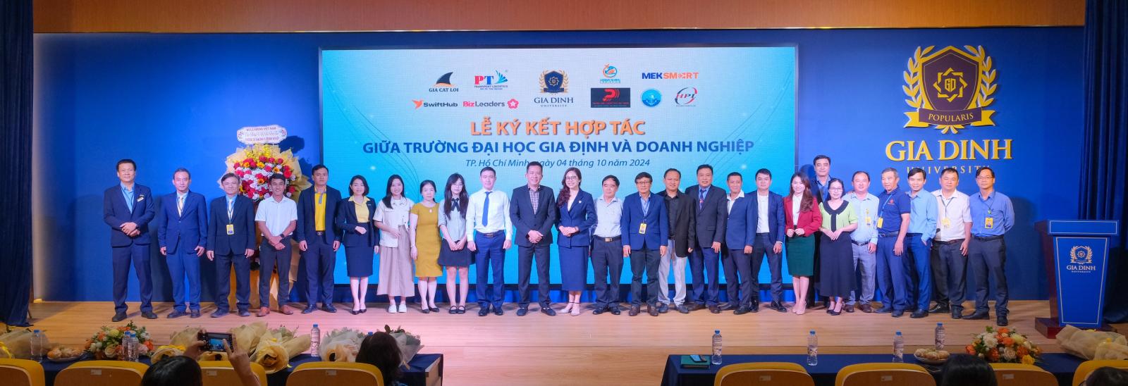 Talkshow tuyển dụng logistics là cơ hội vàng để tiếp cận nhà tuyển dụng hàng đầu.